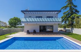 Villa Dora reviews
