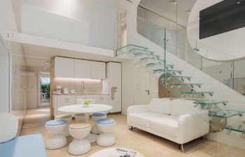 Sea Design Home