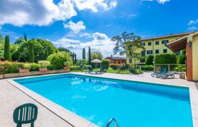 Villa Elena reviews