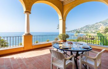 Loggia sul mare Apartment 3