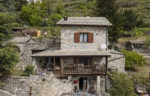 Villa tra i Cedri