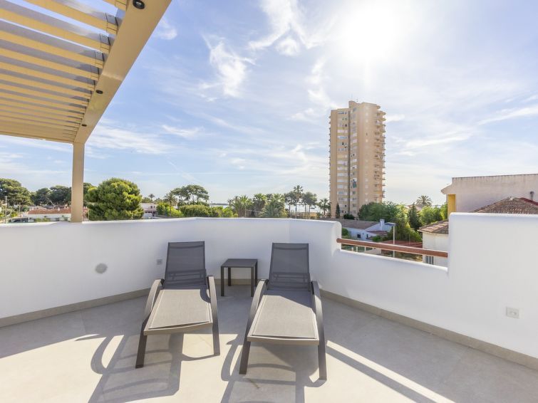 Tropical Beach Penthouse photo 17