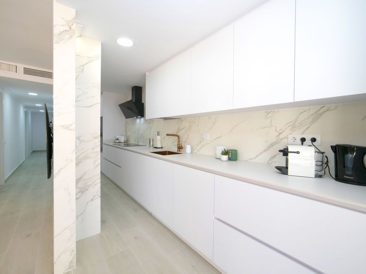 Coral Beach Apartment 6 photo 15