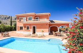Villa Corona