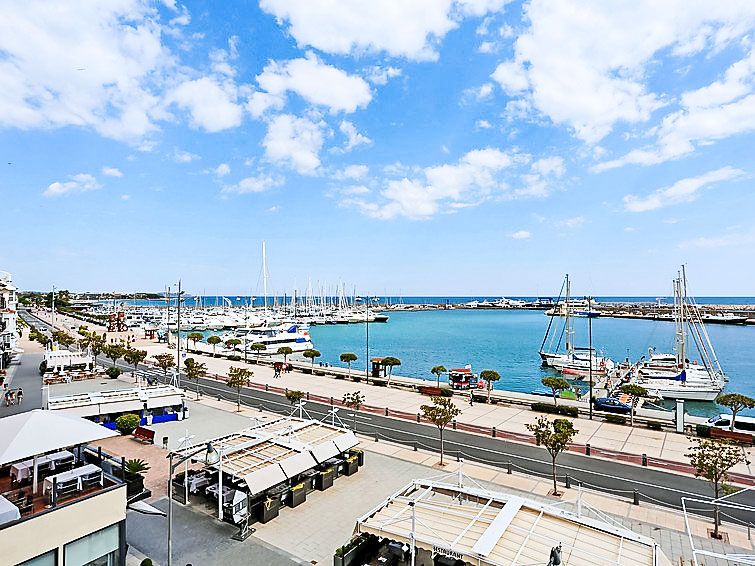 Cambrils Port photo 11