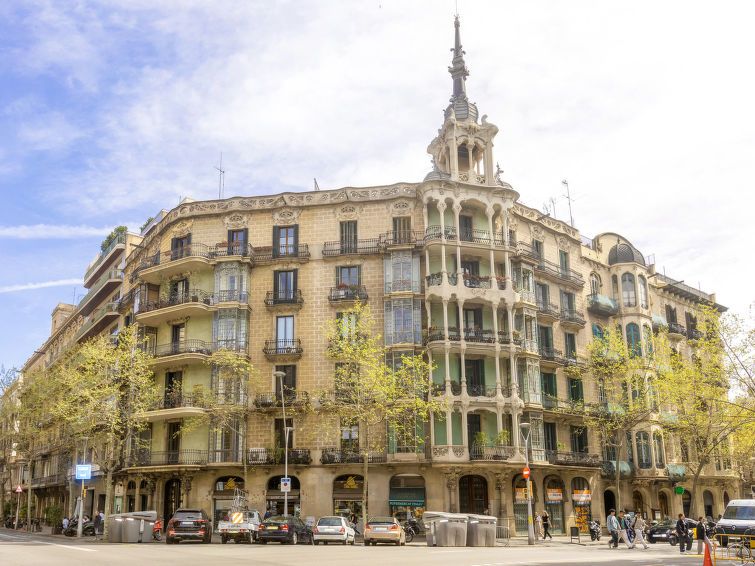 Eix.Dret:Roger de LLuria/Valencia photo 38