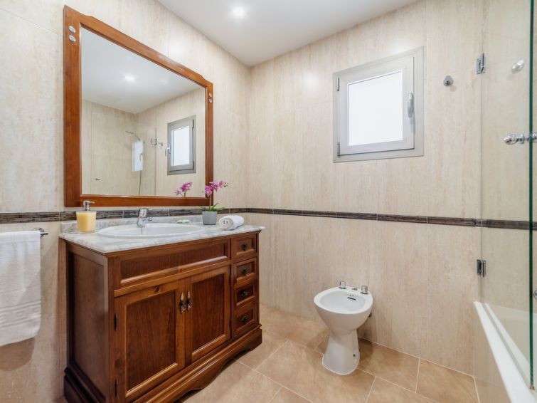 Pintor Beach House photo 12