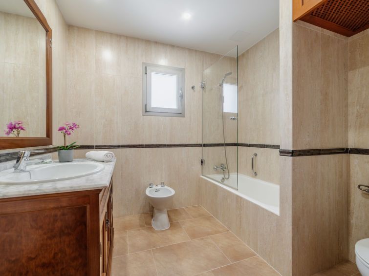 Pintor Beach House photo 13