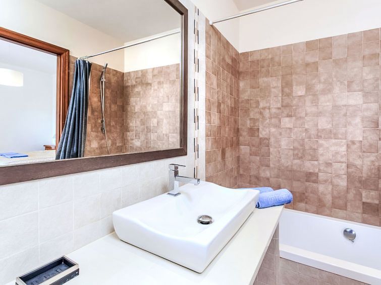 La Tilia II Holiday Home 2 photo 13