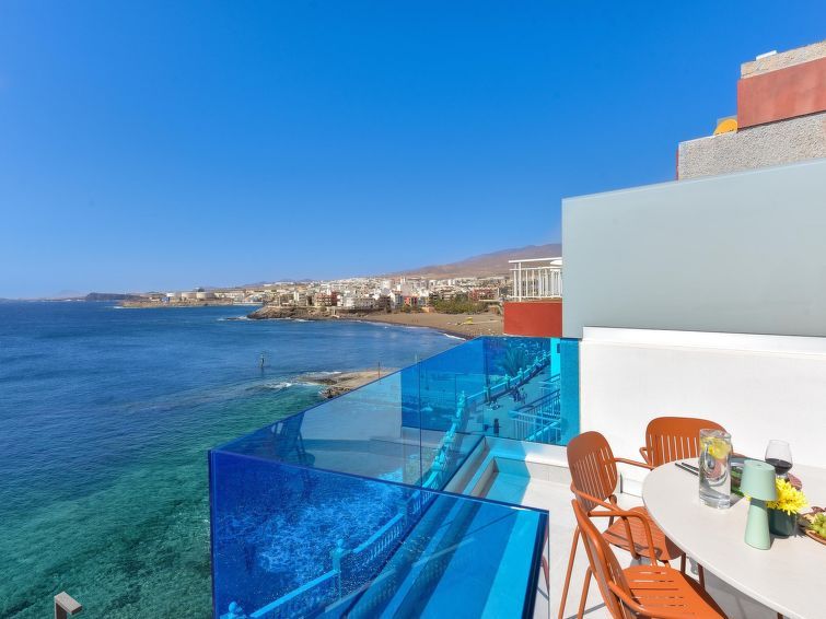 Neptuno Suite Playa photo 22