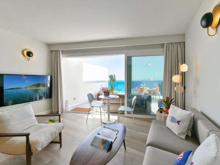 Neptuno Suite Playa photo 6