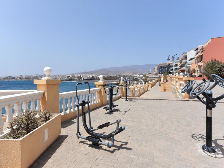 Neptuno Suite Playa photo 37