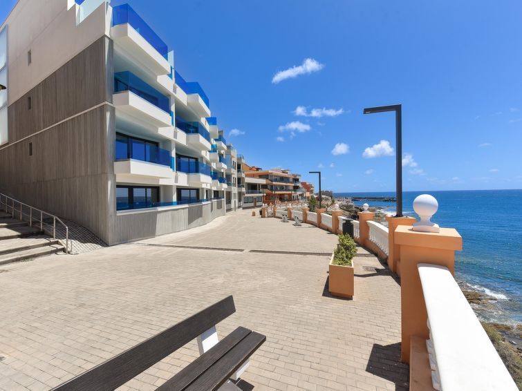 Neptuno Suite Playa photo 24