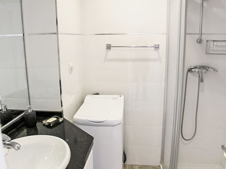 O.House photo 27