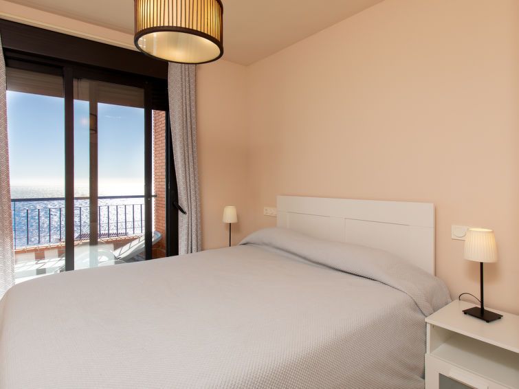 Sea Front photo 5