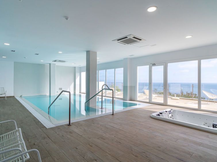 Bayview Hills photo 55