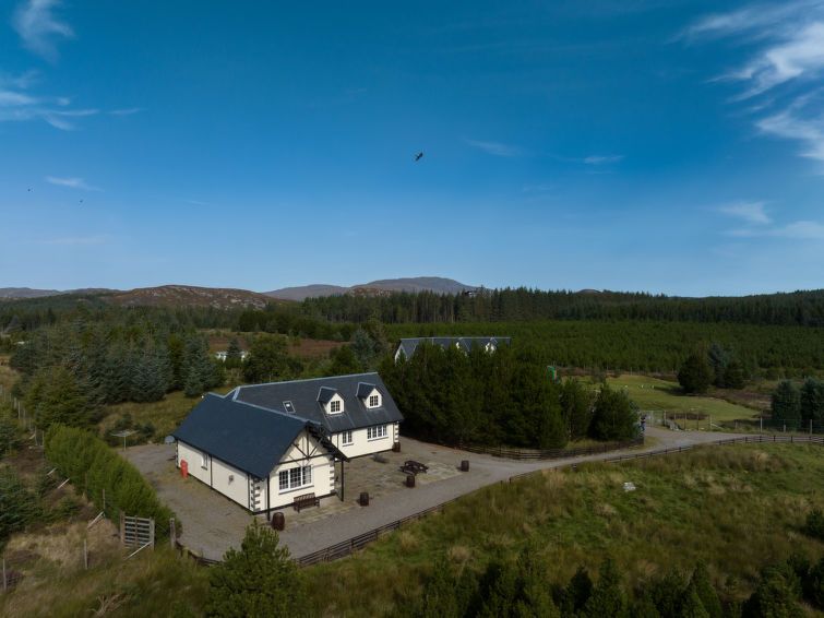 Strathmore Lodge photo 34