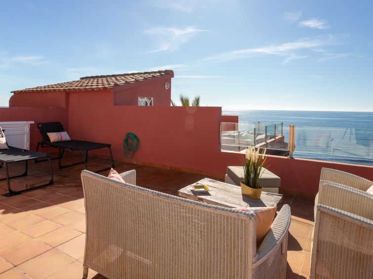 First Line Marbella Beach photo 33