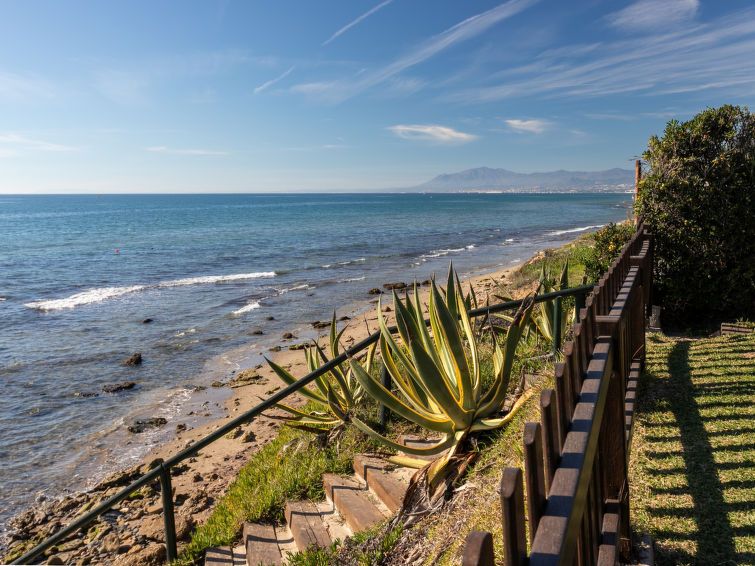 First Line Marbella Beach photo 40
