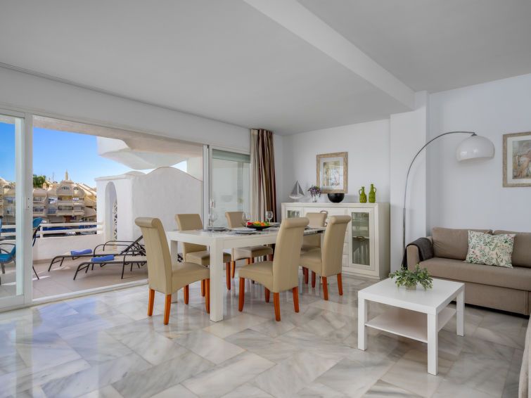 Puerto Marina Apartment 2 photo 12