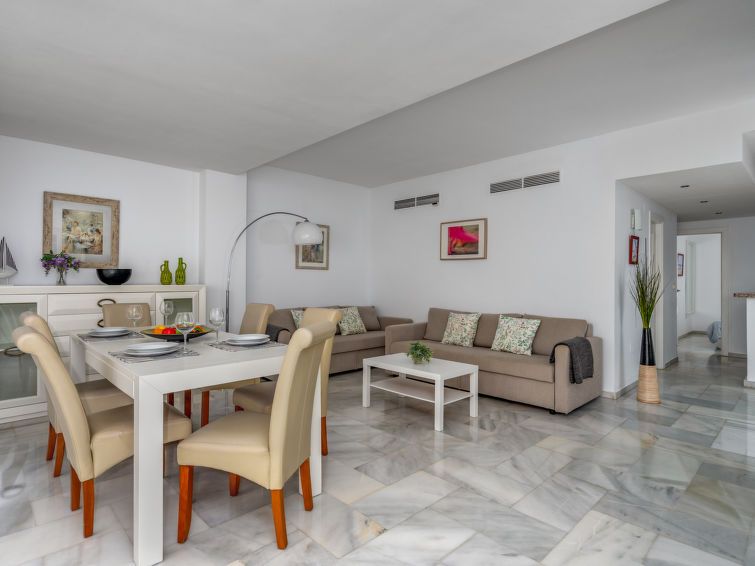 Puerto Marina Apartment 2 photo 10