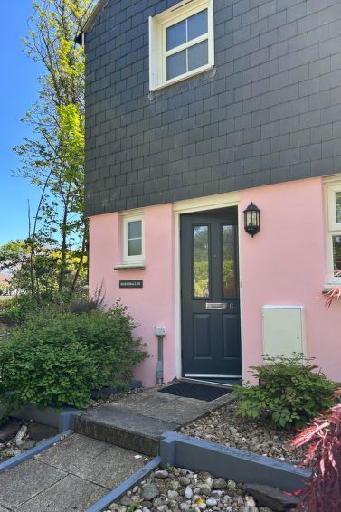 Marshmallow House photo 45