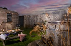 Wheal Rose Hot Tub Lodge