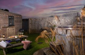 Wheal Prosper Hot Tub Lodge