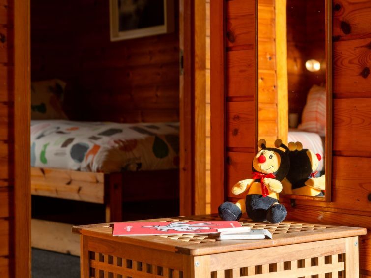 Sycamore Hot Tub Lodge photo 25