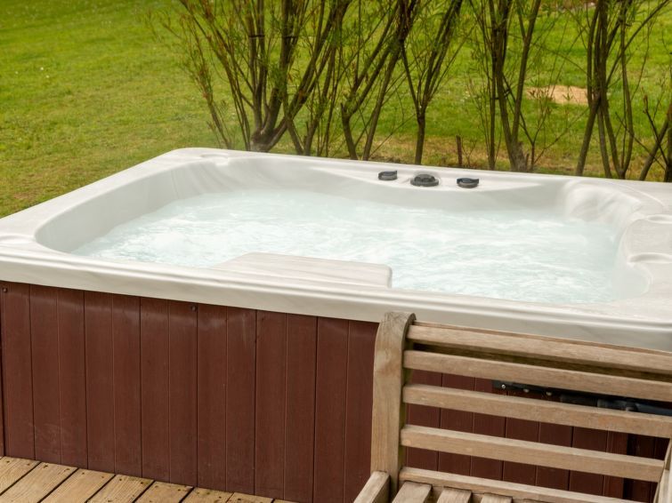 Sycamore Hot Tub Lodge photo 12