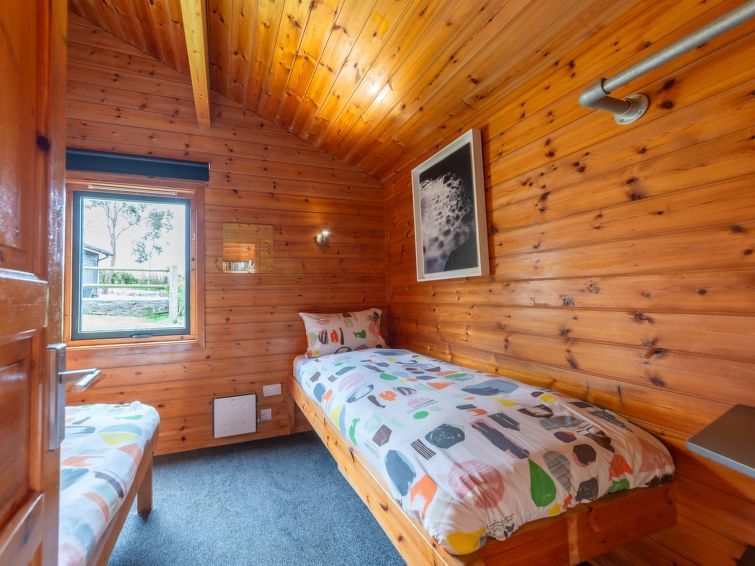 Sycamore Hot Tub Lodge photo 31