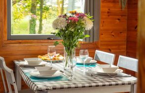 Sycamore Hot Tub Lodge