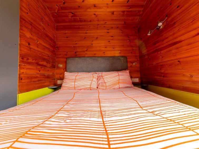 Sycamore Hot Tub Lodge photo 28