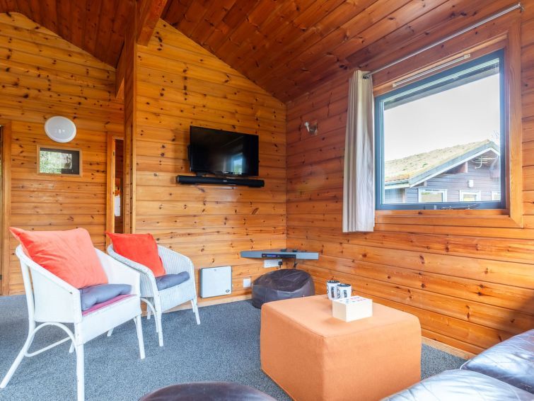 Bramley Hot Tub Lodge photo 24