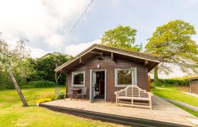 Bramley Hot Tub Lodge