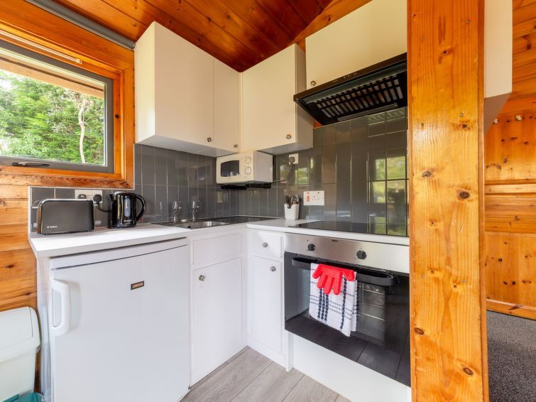 Bramley Hot Tub Lodge photo 25