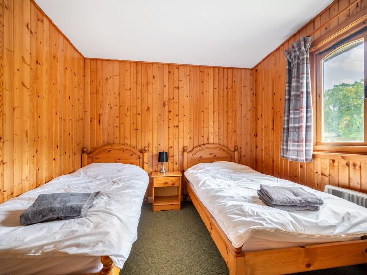 Loch Meiklie 3 bed photo 12