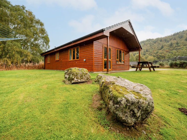 Loch Meiklie 3 bed photo 1