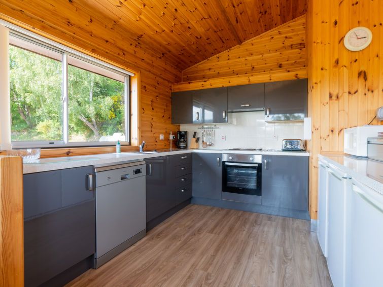 Achmony Number 6 Holiday Home 3 photo 9