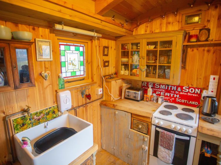 Shepherds Hut photo 17