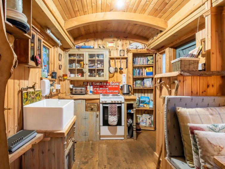 Shepherds Hut photo 9