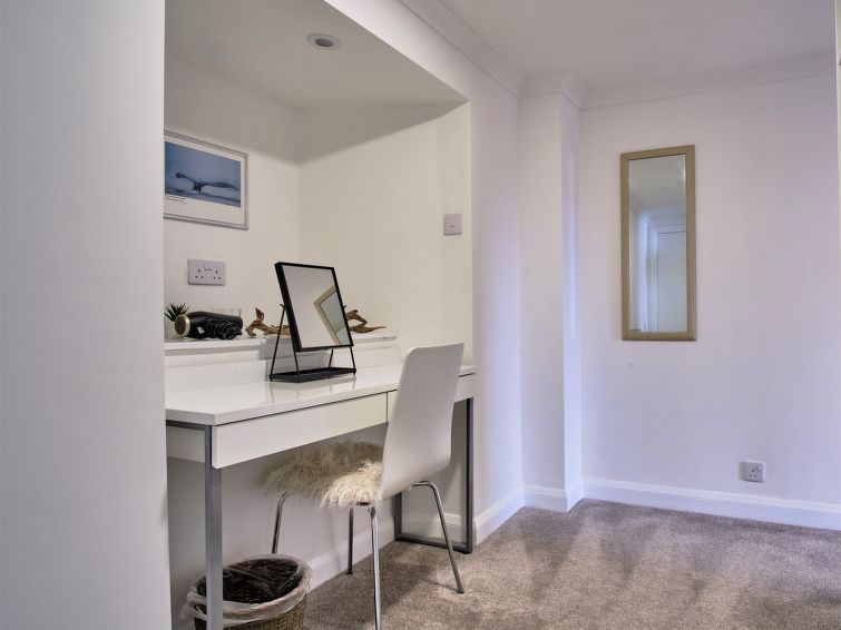 Imperial Apartment photo 13