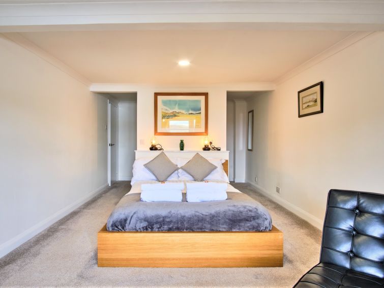 Imperial Apartment photo 10