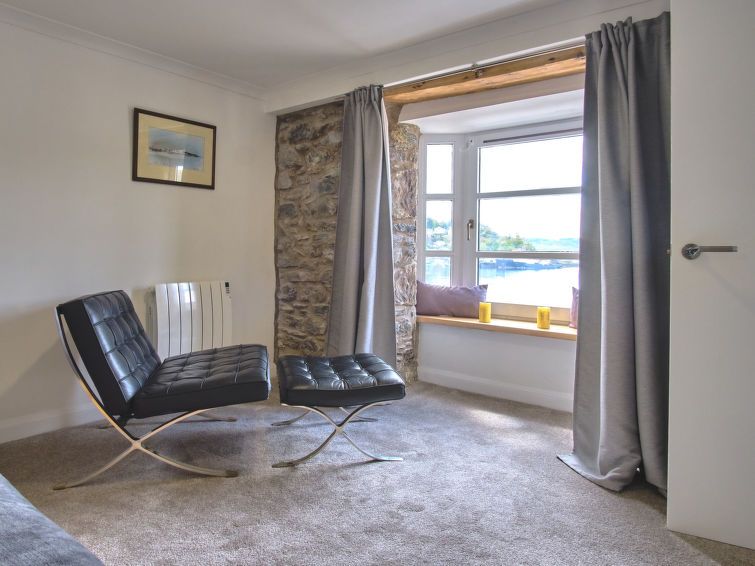Imperial Apartment photo 15
