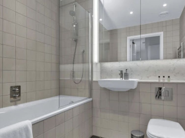 Olympic Way Apt in Wembley Park Apartment 2 photo 13