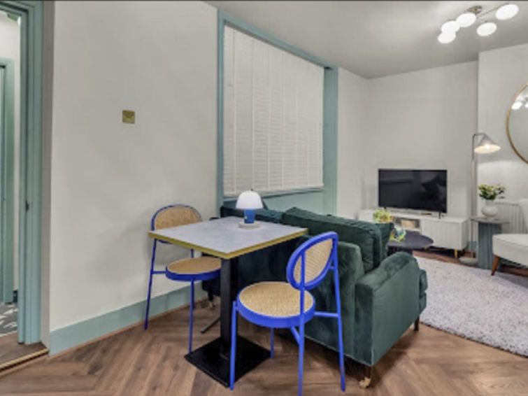 Kensington Apartments photo 10