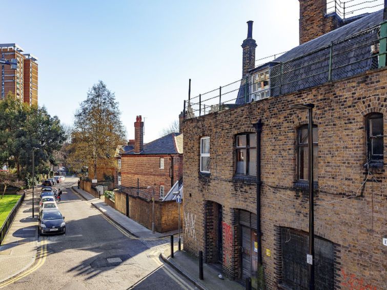 Shoreditch Square, Hoxton photo 15