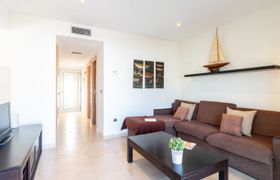 Del Port Apartment 3