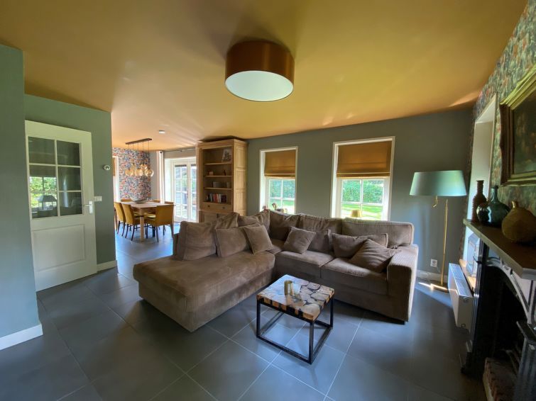 Wiringherlant Holiday Home 10 photo 2