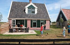 Wiringherlant Holiday Home 6